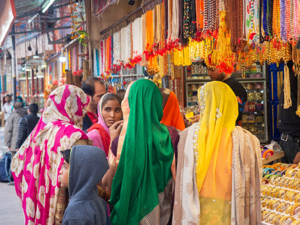 streets of shops in Pushcar